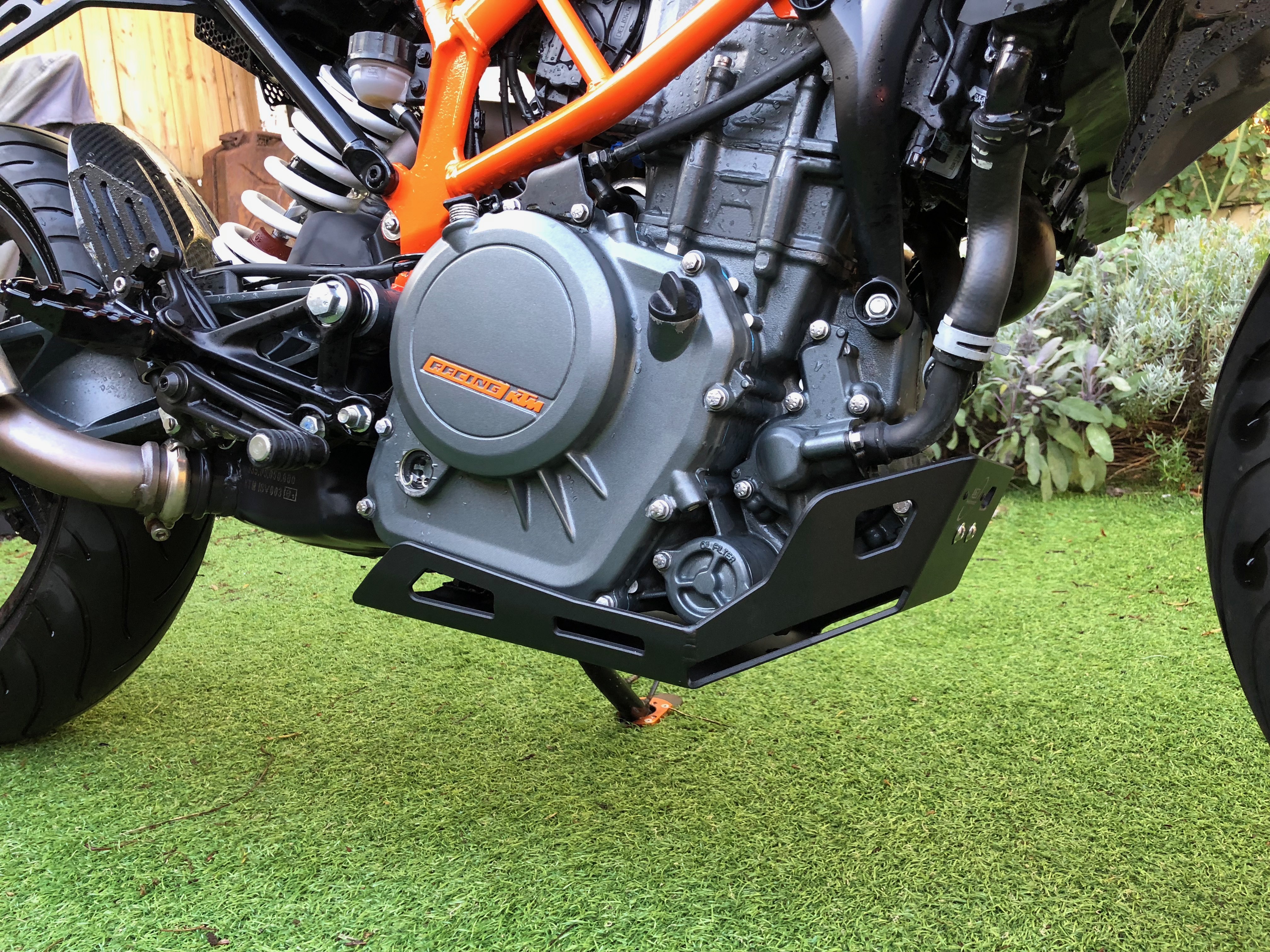 KTM 390 Duke And 125 Duke Recalled In Europe Over LED Headlights